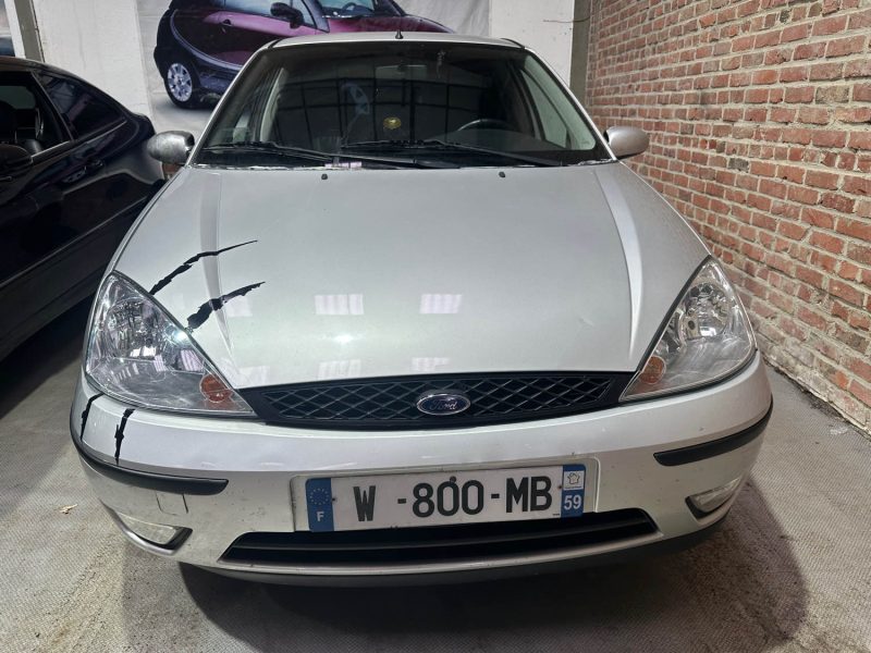 FORD FOCUS  1.6 ESSENCE 2003