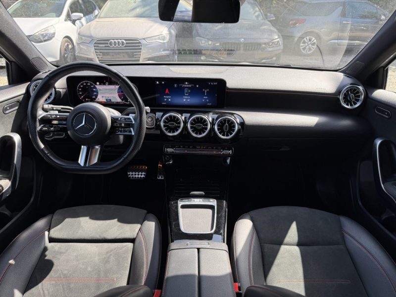 MERCEDES BENZ CLASSE A A200D AMG LINE 8G-DCT CARPLAY