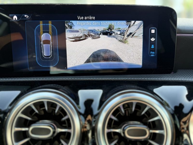 MERCEDES BENZ CLASSE A A200D AMG LINE 8G-DCT CARPLAY