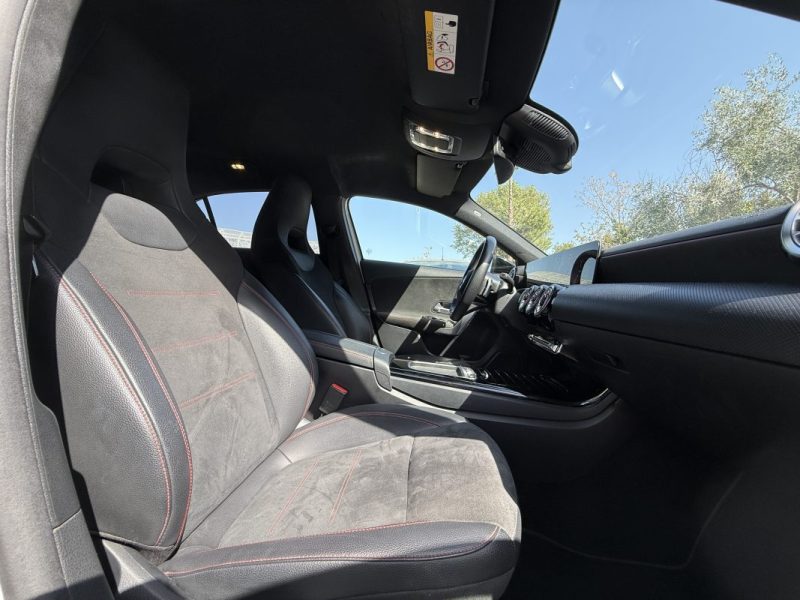 MERCEDES BENZ CLASSE A A200D AMG LINE 8G-DCT CARPLAY