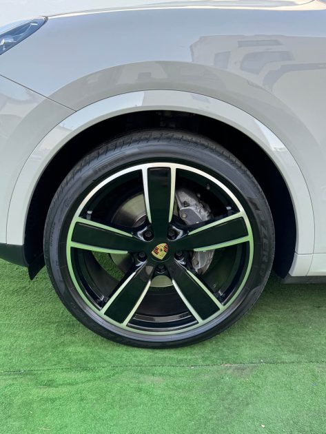 PORSCHE CAYENNE 3.0 V6 462 CH E-HYBRID COUPE GRIS CRAIE GARANTIE 12 MOIS SUIVI COMPLET 