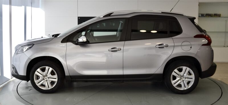 PEUGEOT 2008 1.2 THP 110cv STYLE