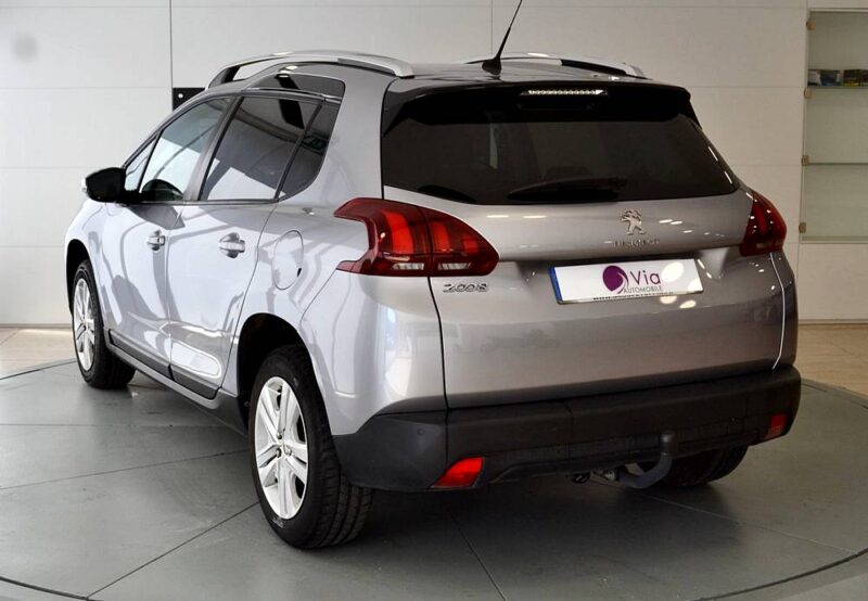 PEUGEOT 2008 1.2 THP 110cv STYLE
