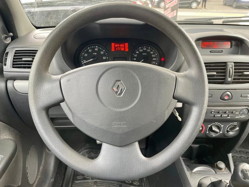 RENAULT CLIO CAMPUS 1.2 16V 75
