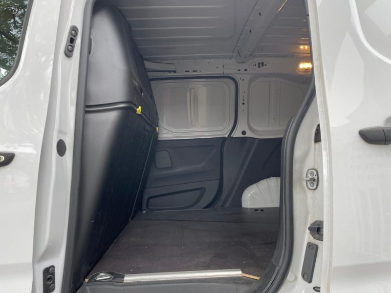 PEUGEOT PARTNER 1.5 BLUEHDI 130 PREMIUM EAT8