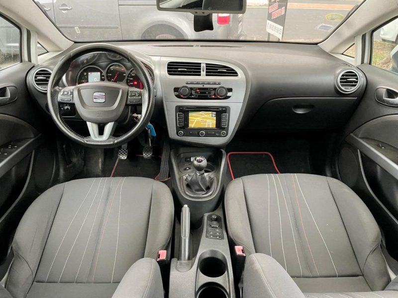 SEAT LEON 1.6 TDI 105 SPORT