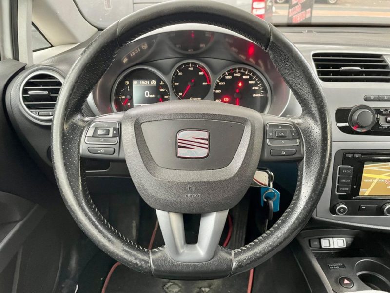SEAT LEON 1.6 TDI 105 SPORT