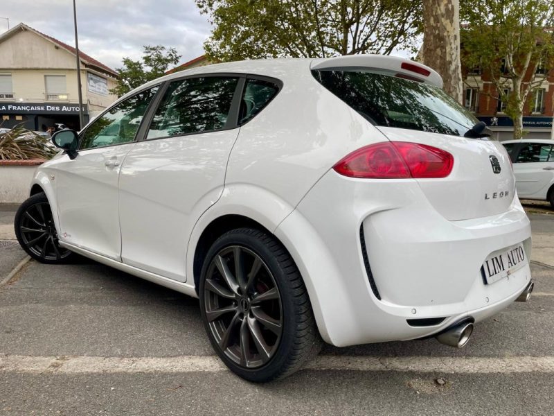 SEAT LEON 1.6 TDI 105 SPORT