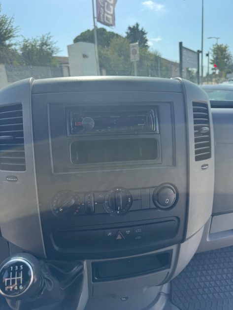 VOLKSWAGEN CRAFTER 2.0 TDI 110 CV DISTRIBUTION A JOUR