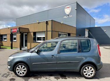 SKODA ROOMSTER ROOMSTER 1.6 TDI 90 TOUR DE FRANCE  2015