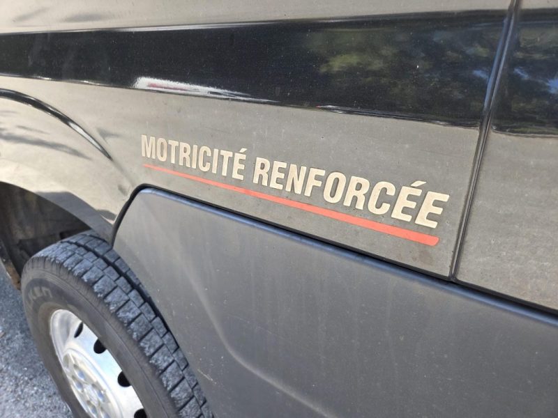 PEUGEOT BOXER L2H2 BLUE HDI 160 CV MOTRICITE RENFORCE PACK PREMIUM TVA RECUPERABLE 