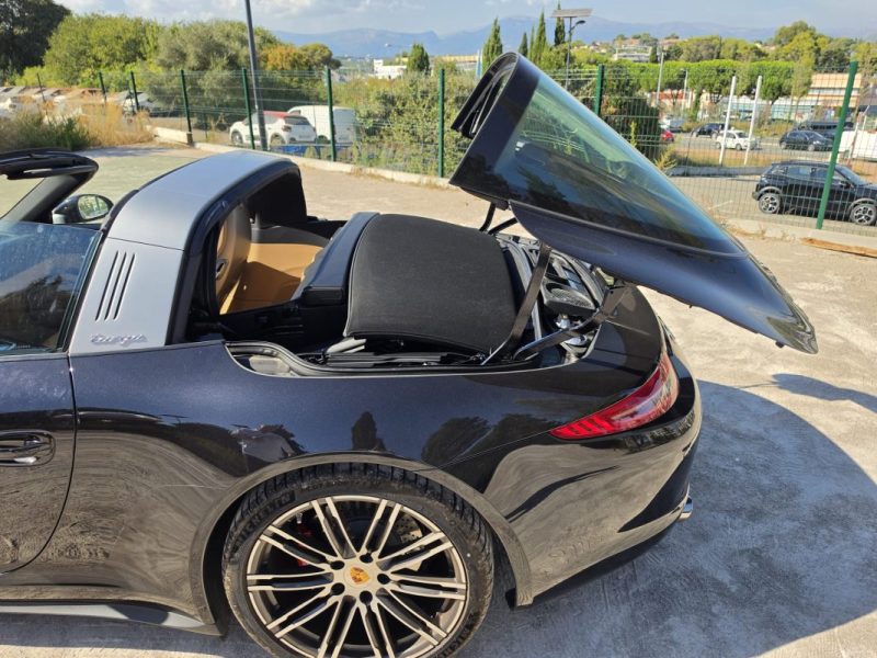 PORSCHE 911 / 991 / Targa 4 S / 400 Ch / PDK / Flat 6 / Pack Chrono / Premiere Main FR / TVA