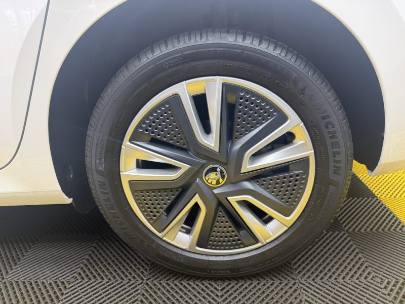 SKODA FABIA IV 1.0 TSI 95CV