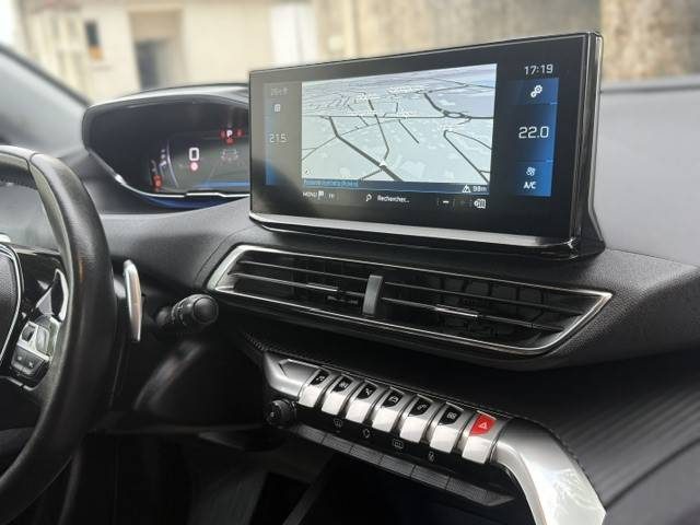 PEUGEOT 3008 II 1.5 BLUE HDI 130 ACTIVE EAT PH2 2022 / CARPLAY / CAMERA DE RECUL