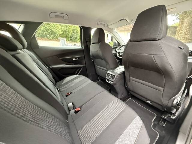 PEUGEOT 3008 II 1.5 BLUE HDI 130 ACTIVE EAT PH2 2022 / CARPLAY / CAMERA DE RECUL