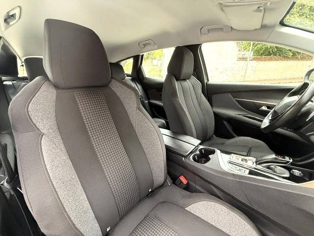 PEUGEOT 3008 II 1.5 BLUE HDI 130 ACTIVE EAT PH2 2022 / CARPLAY / CAMERA DE RECUL