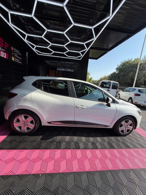 Renault Clio 4 1.5 dCi – 5 places – Première main – TVA récupérable – Garantie 12 mois – Échange rep