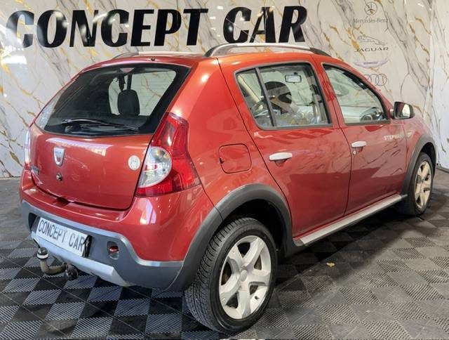 DACIA SANDERO 1.6 STEPWAY 2011 - 69 001Kms - Distrib ok - Parfait Etat - Suivit DACIA