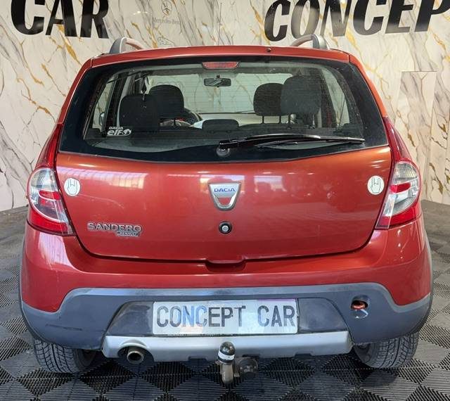 DACIA SANDERO 1.6 STEPWAY 2011 - 69 001Kms - Distrib ok - Parfait Etat - Suivit DACIA