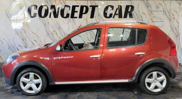 DACIA SANDERO 1.6 STEPWAY 2011 - 69 001Kms - Distrib ok - Parfait Etat - Suivit DACIA