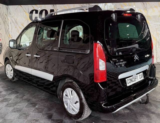 CITROEN BERLINGO 1,6 SILVER SELECTION 2011 - 74 058Kms - Distrib ok - Premier Main - Suivit CITROEN