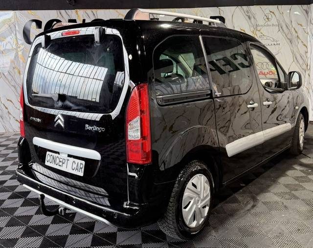 CITROEN BERLINGO 1,6 SILVER SELECTION 2011 - 74 058Kms - Distrib ok - Premier Main - Suivit CITROEN