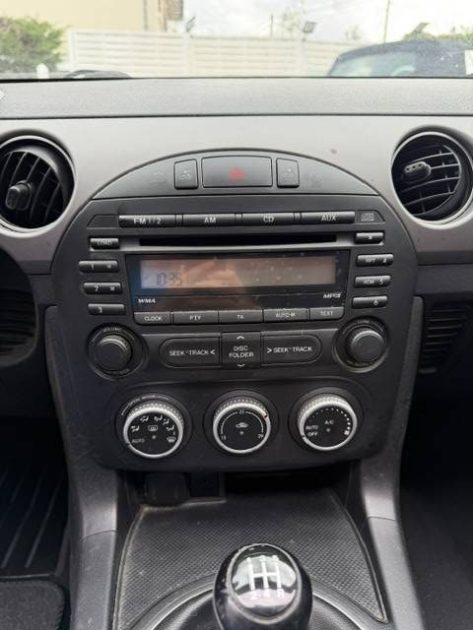 MAZDA MX5 1.8 CENTER LINE ROADSTER COUPE 2011 - 44 104Kms - Premier Main  - Suivit MAZDA