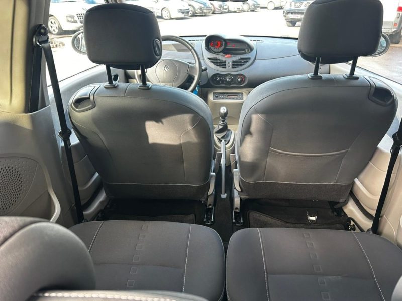 RENAULT TWINGO 1.2 i NIGHT&DAY 75CV ( 73 000 KM )