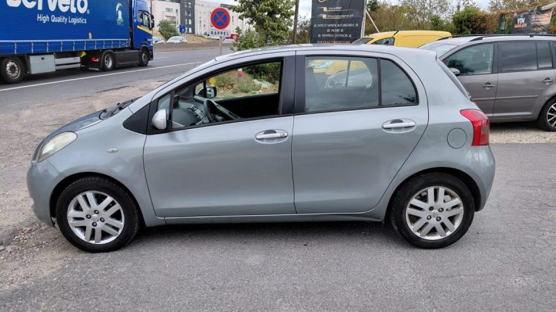 TOYOTA YARIS 1.3 2007