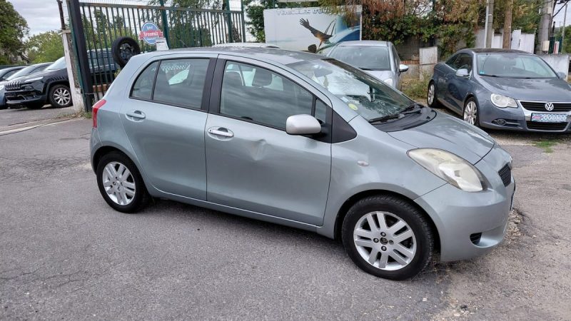 TOYOTA YARIS 1.3 2007