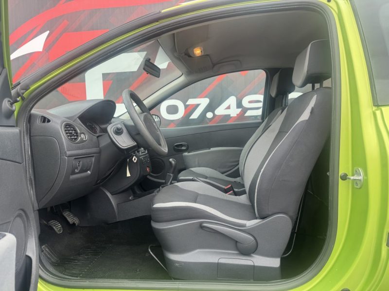 RENAULT CLIO 3 CLIO SOCIETE GENERIQUE 1.5DCI 70 2010