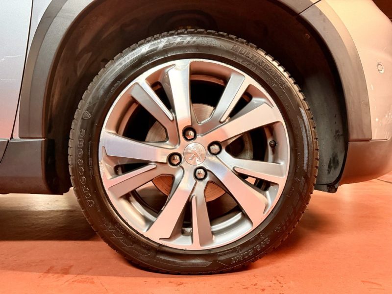PEUGEOT 2008 - 1.2 PURETECH 130ch S&S CROSSWAY E6 