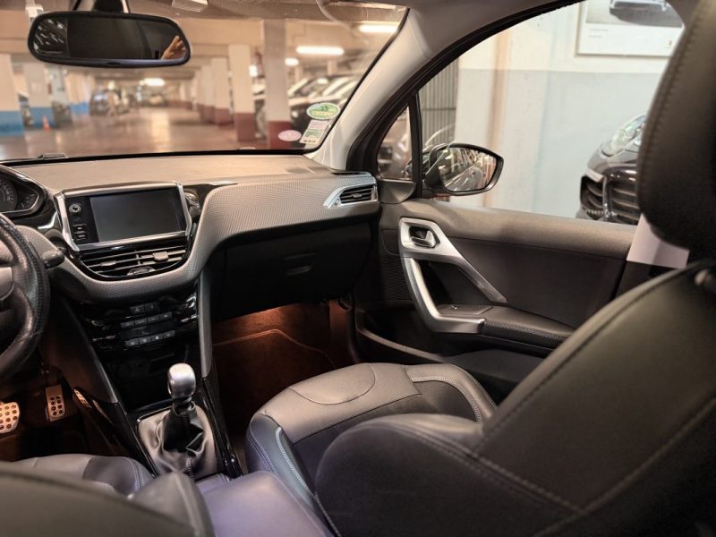 PEUGEOT 2008 - 1.2 PURETECH 130ch S&S CROSSWAY E6 
