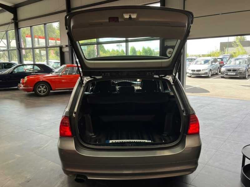 🚗 BMW SÉRIE 3 TOURING 320i 170ch ⚙️ LUXE BA 📡 Radars de recul 📱 Bluetooth ❄️ Climatisation