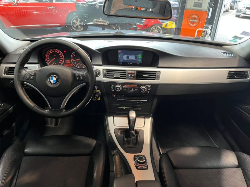 🚗 BMW SÉRIE 3 TOURING 320i 170ch ⚙️ LUXE BA 📡 Radars de recul 📱 Bluetooth ❄️ Climatisation