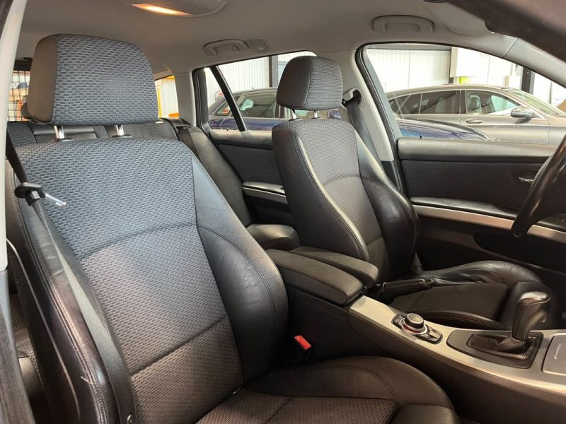 🚗 BMW SÉRIE 3 TOURING 320i 170ch ⚙️ LUXE BA 📡 Radars de recul 📱 Bluetooth ❄️ Climatisation