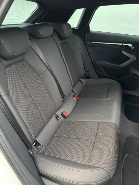 AUDI A3 35 TDI 150 S TRONIC S LINE TOIT OUVRANT/LUMIERE D'AMBIANCE GARANTIE 12 MOIS  