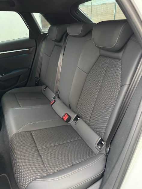 AUDI A3 35 TDI 150 S TRONIC S LINE TOIT OUVRANT/LUMIERE D'AMBIANCE GARANTIE 12 MOIS  