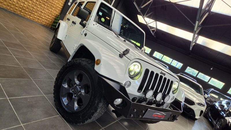 JEEP WRANGLER *EN STOCK* UNLIMITED 2.8 CRD 200 BVA 2017