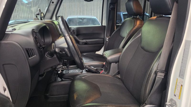 JEEP WRANGLER *EN STOCK* UNLIMITED 2.8 CRD 200 BVA 2017