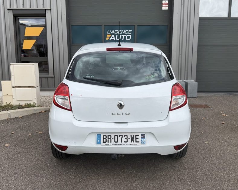 RENAULT CLIO 3 1.2i 75 CV / PACK CLIM / 5 PORTES / CT OK / GARANTIE