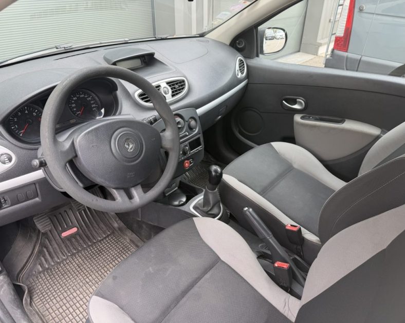 RENAULT CLIO 3 1.2i 75 CV / PACK CLIM / 5 PORTES / CT OK / GARANTIE