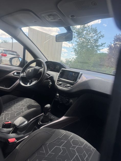 PEUGEOT 2008 - 1 1.2 VTI - 12V 2014