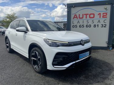 VOLKSWAGEN TIGUAN 2.0 TDI 150 CV R-LINE DSG7 2024 * faible kilométrage + attelage amovible