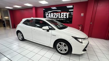 TOYOTA COROLLA BERLINE HYBRIDE 1.8 DYNAMIC BUSINESS 122cv/1 ERE MAIN/TVA RECUPERABLE