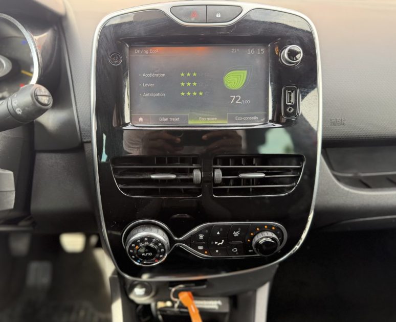 RENAULT CLIO 1.5 DCI 90 INTENS 2016