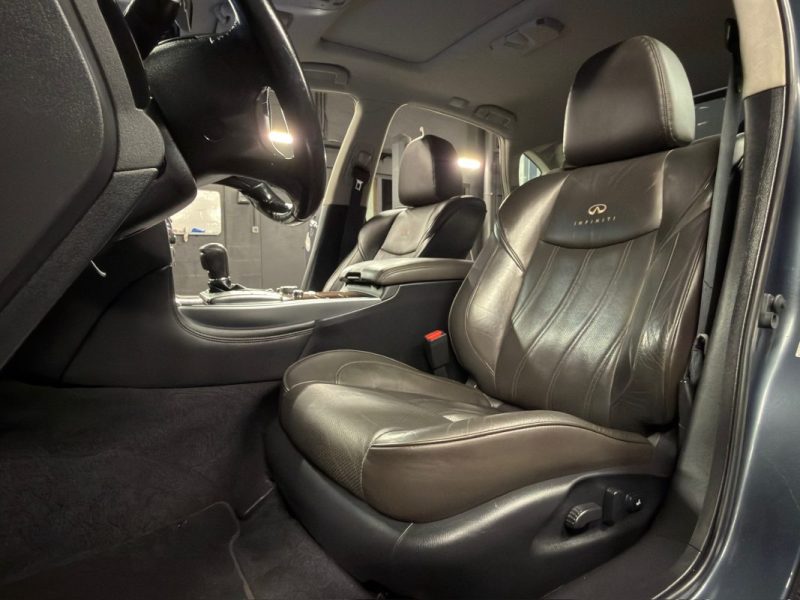 INFINITI M M35H 3.5i 306 Cv - GPS / TOIT OUVRANT / CAMERA - ORIGINE FRANCE 