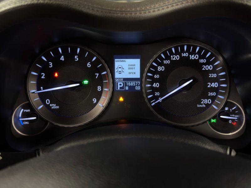 INFINITI M M35H 3.5i 306 Cv - GPS / TOIT OUVRANT / CAMERA - ORIGINE FRANCE 