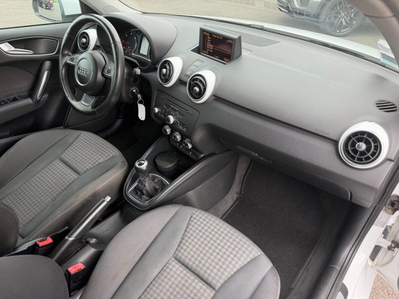 AUDI A1 Sportback 1.6 TDI 90 cv GARANTIE 6 MOIS 
