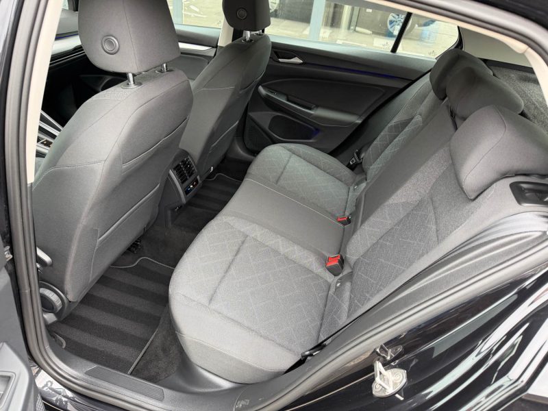 VOLKSWAGEN GOLF VIII 2.0 TDI 116cv  LIFE PLUS DSG7 - CARPLAY/CAMERA - 81.934kms 